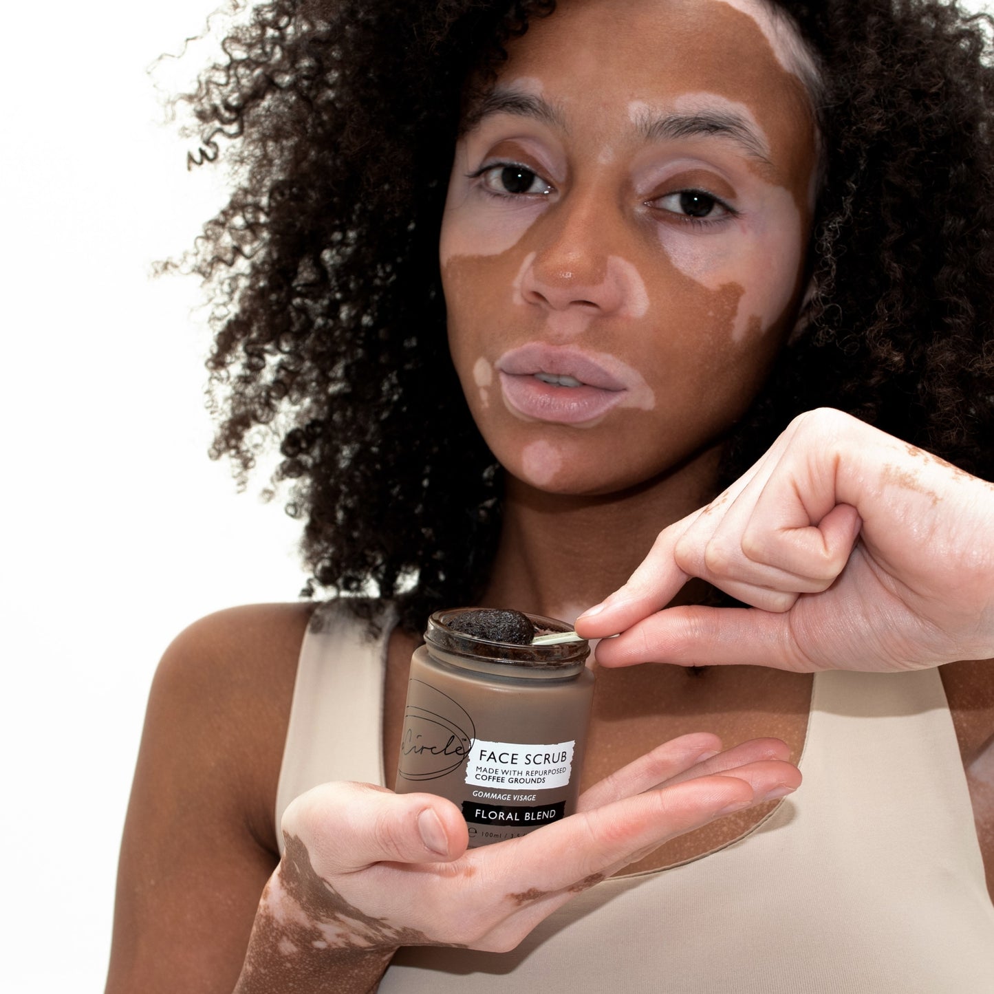 UpCircle Coffee Face Scrub - Floral Blend