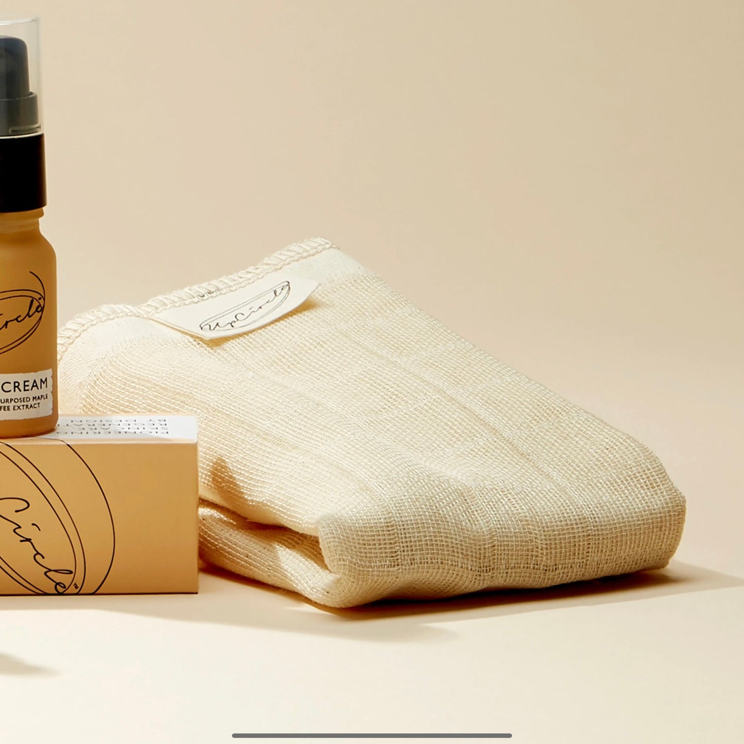 UpCircle Reusable organic Muslin Cloths - Beauty and the Benefit