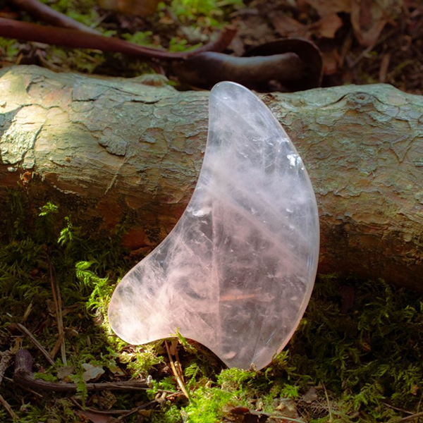 Earth to you London - Rose Quartz Gua Sha